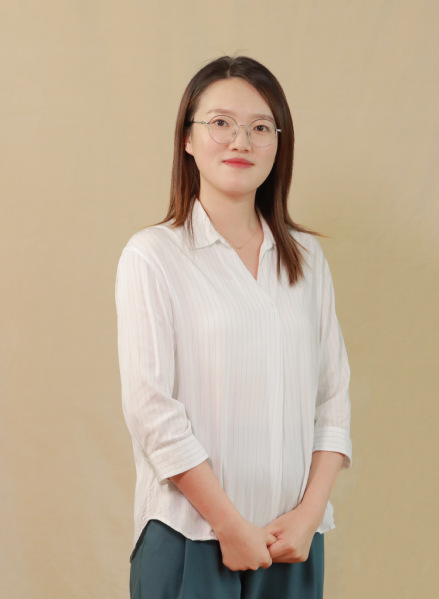 涂靜